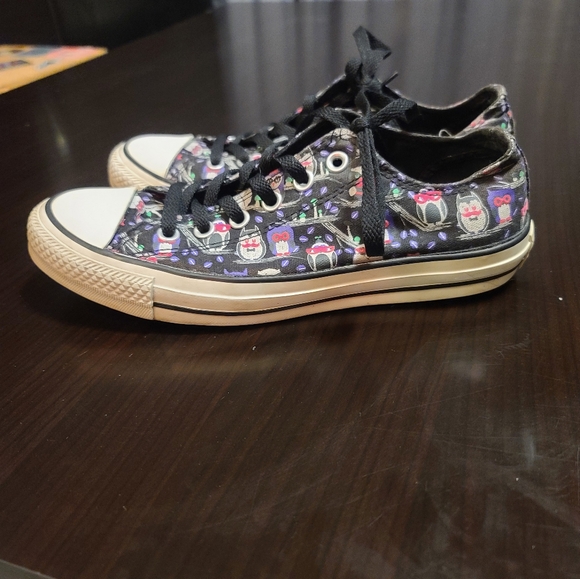 🦄 Low top converse with owls - Picture 2 of 4